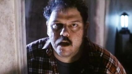 Королевы крика в джакузи (1991) эротический комедийный ужастик