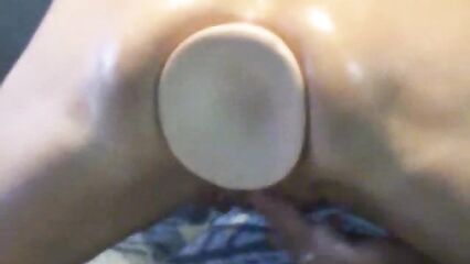 Фистинг - трах бутылкой в задний проход