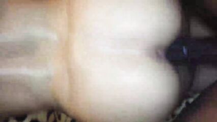 Девушка вспотела от траха с черным большим членом