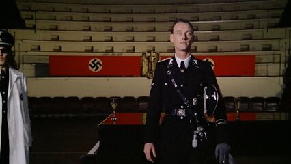 Тинто Брасс: Салон Китти — классика эротического кино