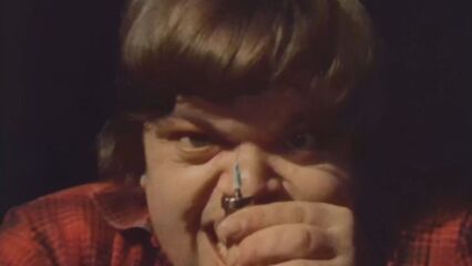 Грешный Карлик (Похищенная Невеста) [1973] Порно Ужасы онлайн