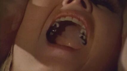 Грешный Карлик (Похищенная Невеста) [1973] Порно Ужасы онлайн