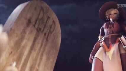 Страшное чудовище на каждый Хэллоуин выходит на волю