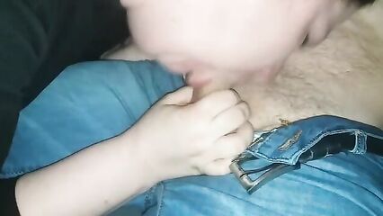 Домашнее любительское порно: Моя бывшая сосет