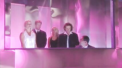 Порно фильм Виртуалия - эпизод 6: Потерянные в сексе (на русском)