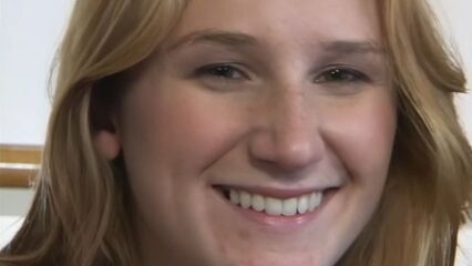 Настоящие университетские девушки, с русским переводом