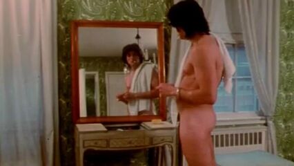 Итальянский жеребец (Вечеринка у Китти и Стада) порнофильм с переводом