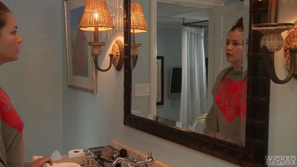 Устроившись поудобнее | Getting Cozy (Stormy Daniels, Wicked Pictures)