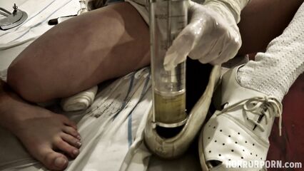 Адовый госпиталь — порно ужасы в клинике для душевно больных