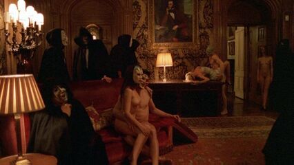 С широко закрытыми глазами — эротический фильм