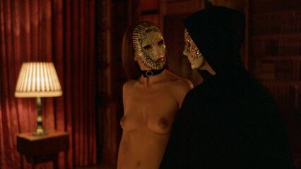 С широко закрытыми глазами — эротический фильм