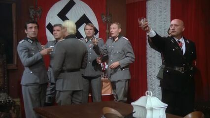 Лагерь СС №5: Женский ад (1977) эротический фильм [RUS]