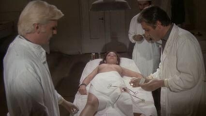 Лагерь СС №5: Женский ад (1977) эротический фильм [RUS]